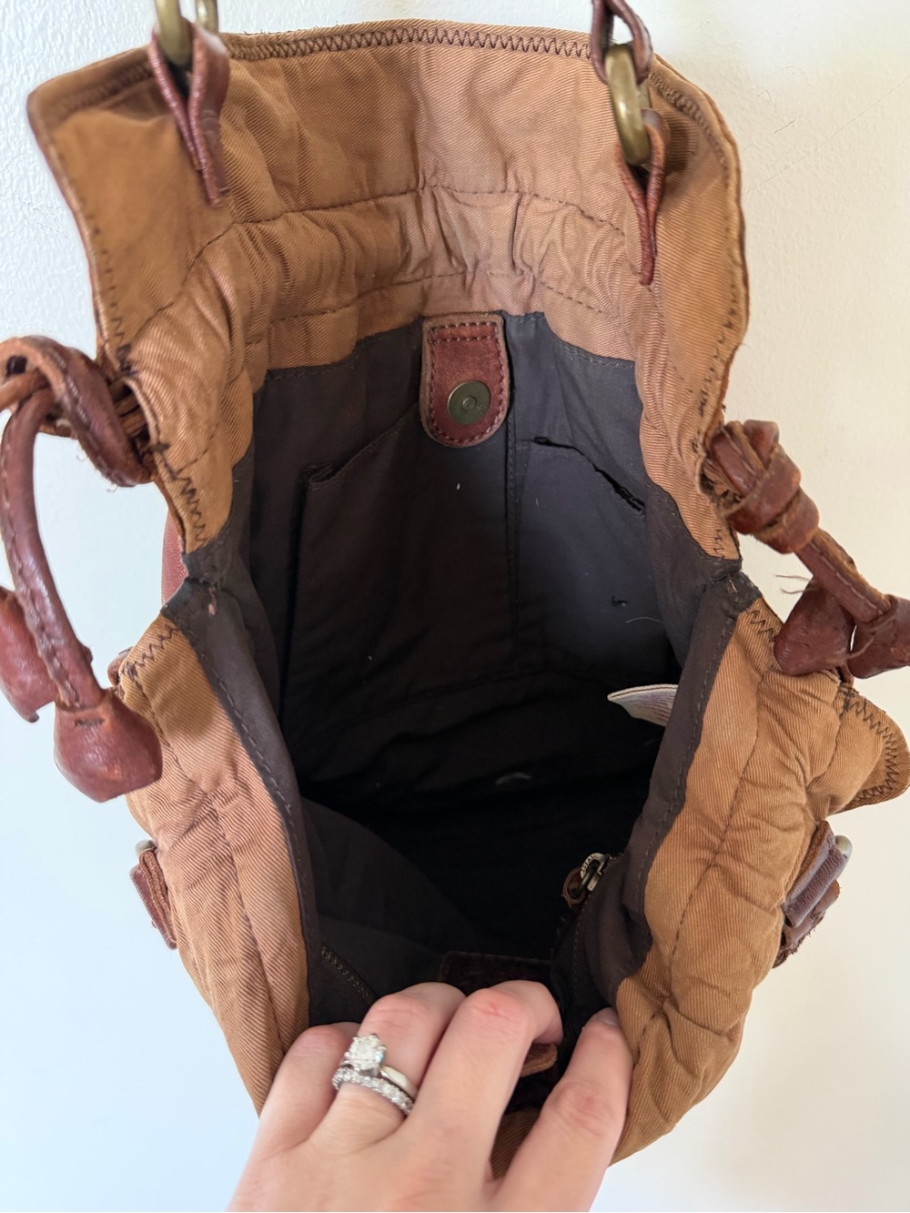 LUCKY BRAND Vintage Brown Leather Sinch Side Tote Shoulder Bag - Picture 6 of 13